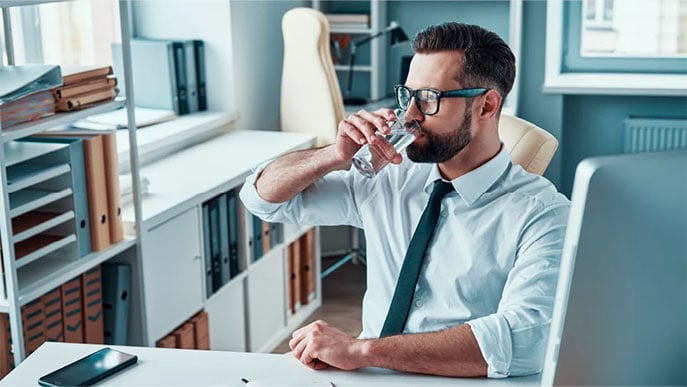 ¿Para qué sirve alcalinizar el agua_